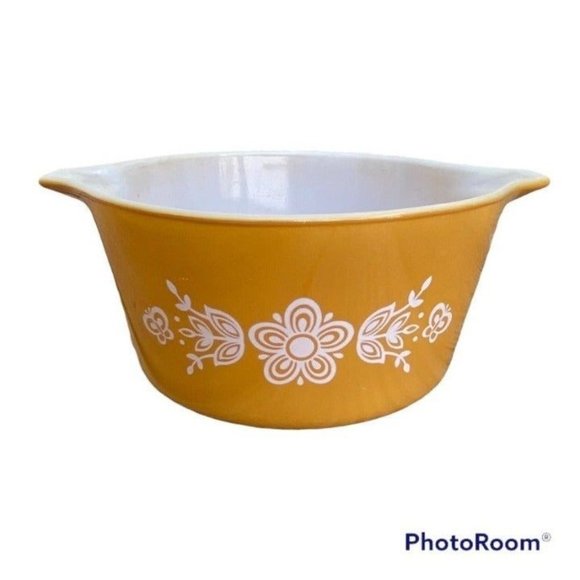 Pyrex Other - 70s Vintage Pyrex Gold Butterfly 473 1 Quart Dish Excellent Condition No Lid